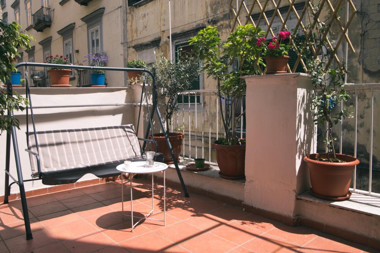 Apartamento La Casa Del Nespolo, 2 Terrazzi E 2 Bagni In Centro