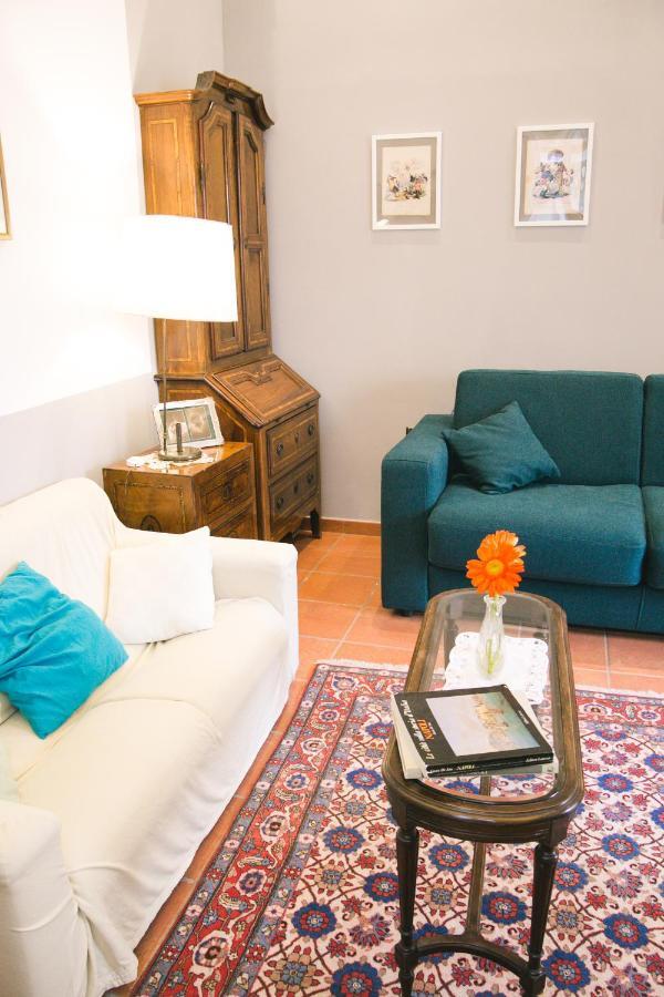 La Casa Del Nespolo, 2 Terrazzi E 2 Bagni In Centro * Nápoles