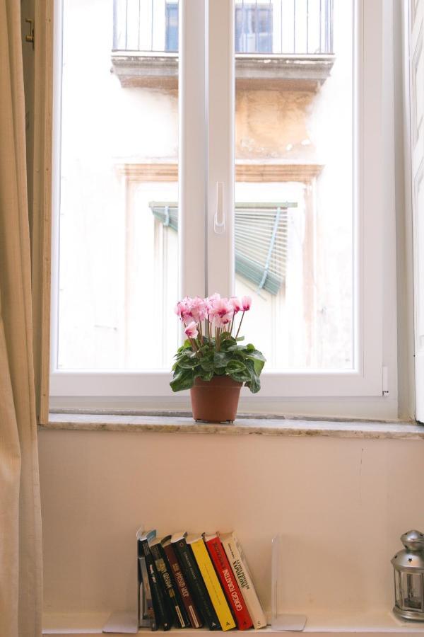 La Casa Del Nespolo, 2 Terrazzi E 2 Bagni In Centro * Nápoles